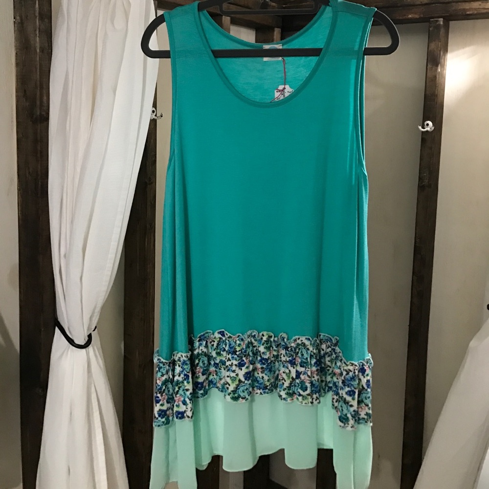 Ruffle tank