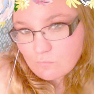 Meet your Posher, Michele