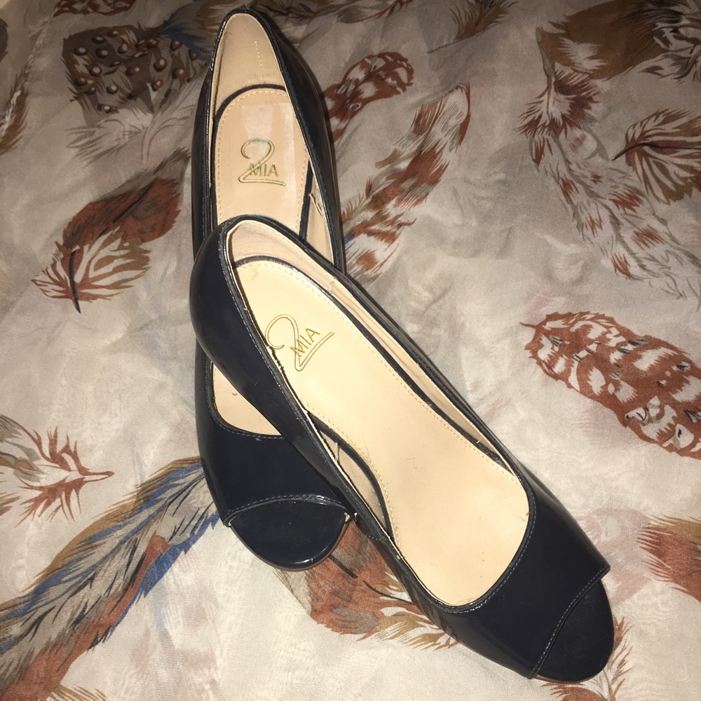 Navy heels size 6.5