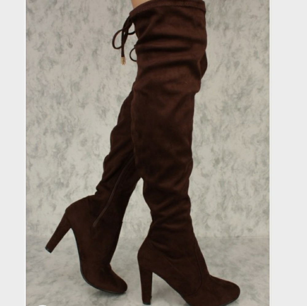 Over The Knee Chunky Heel Boots - Picture 2 of 3