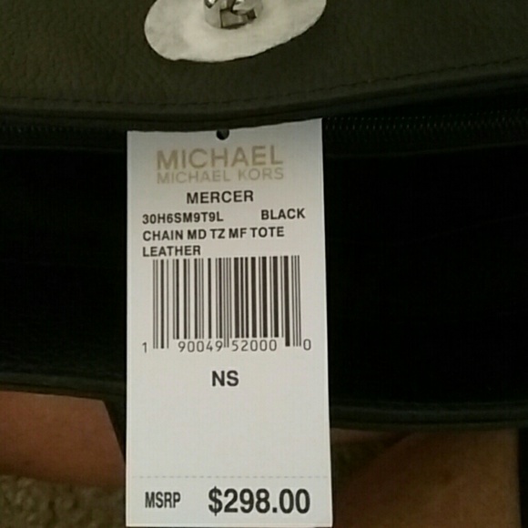 Authentic Michael Kors Mercer Tote - Picture 4 of 6