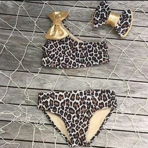 Leopard swimsuit