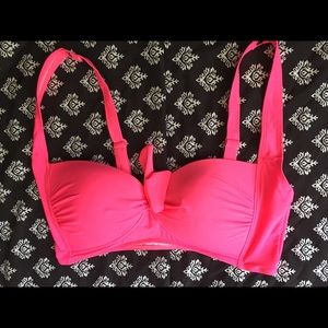 Torrid bathing suit top neon pink size 0