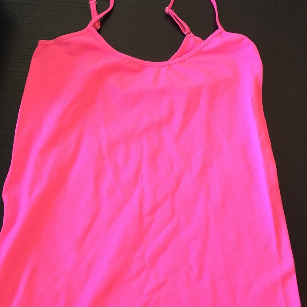 Reversible hot pink tank
