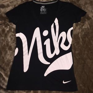 Nike Vneck Tee