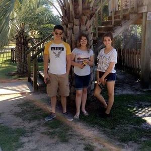 Meet your Posher, Deanna