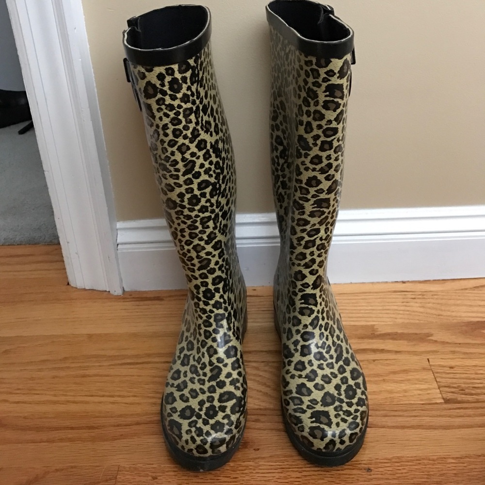 Cheetah print rain boots