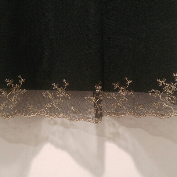 Black Tank - Picture 3 of 3