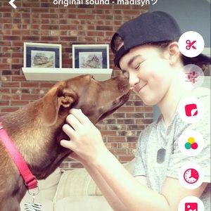 Meet your Posher, Lucy