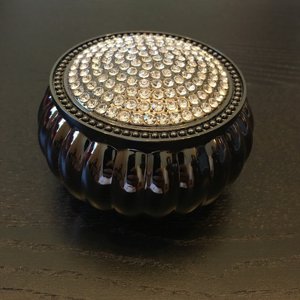 Crystal jewelry box