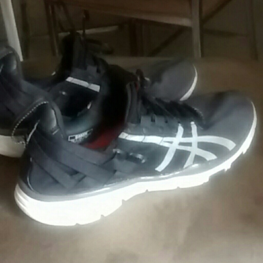 Asics Cross Training Shoes