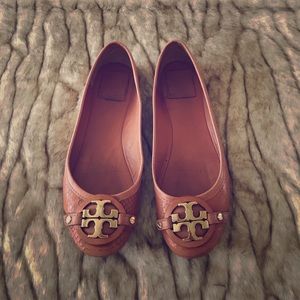 Tory Burch Size 7 Orange Flats