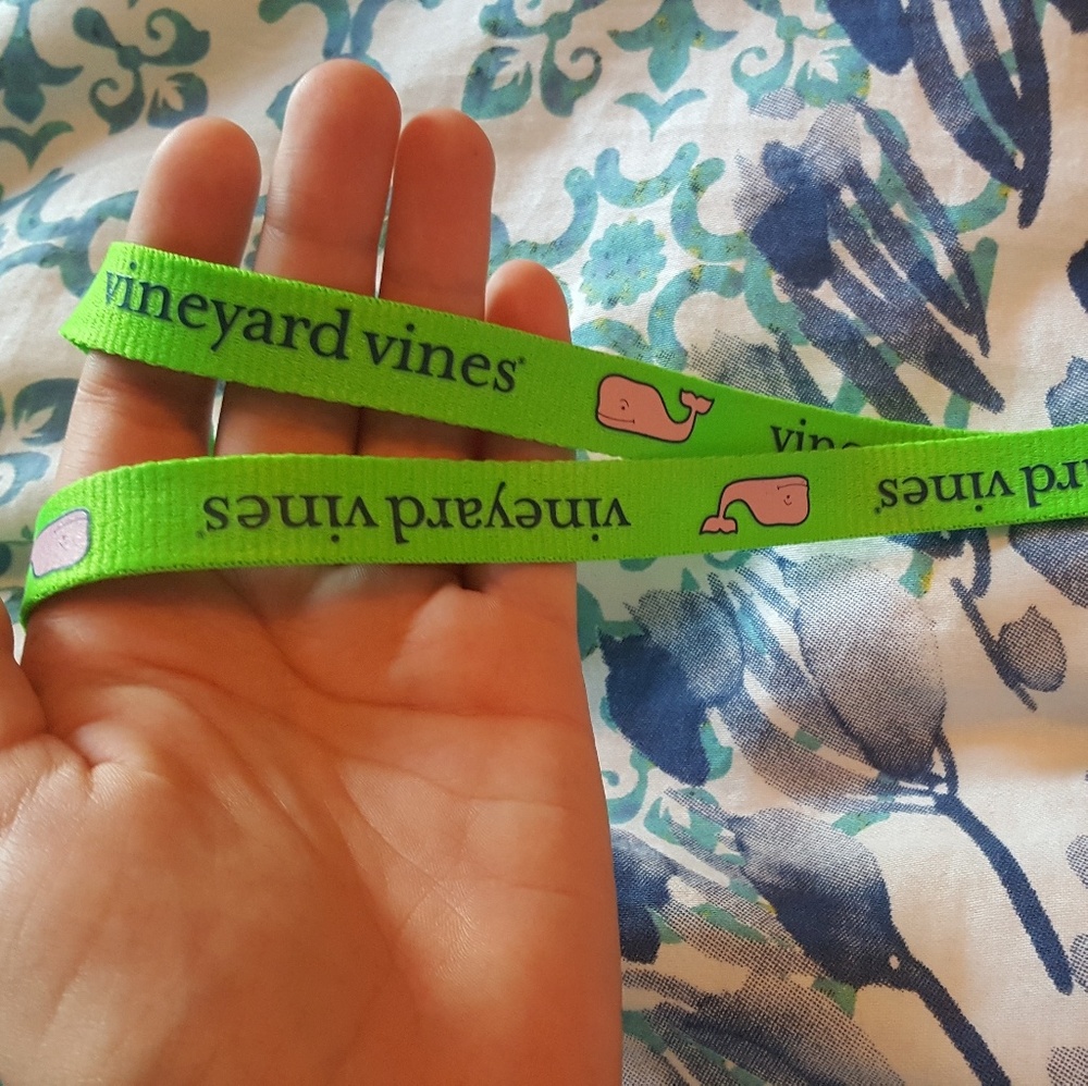 Green Vineyard Vines Lanyard