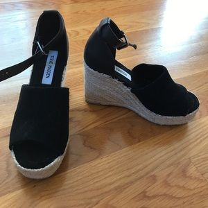 Steve Madden wedges