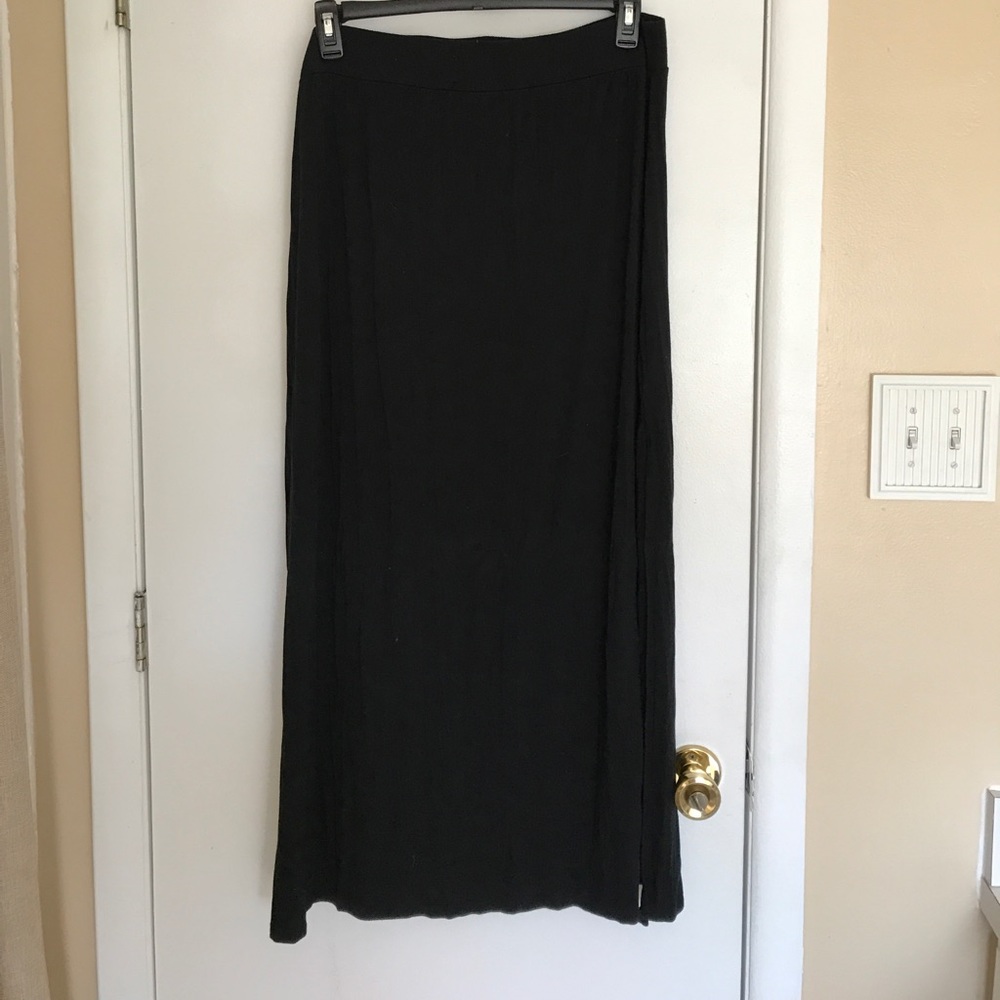Banana republic black maxi skirt