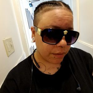 Meet your Posher, Marilyn