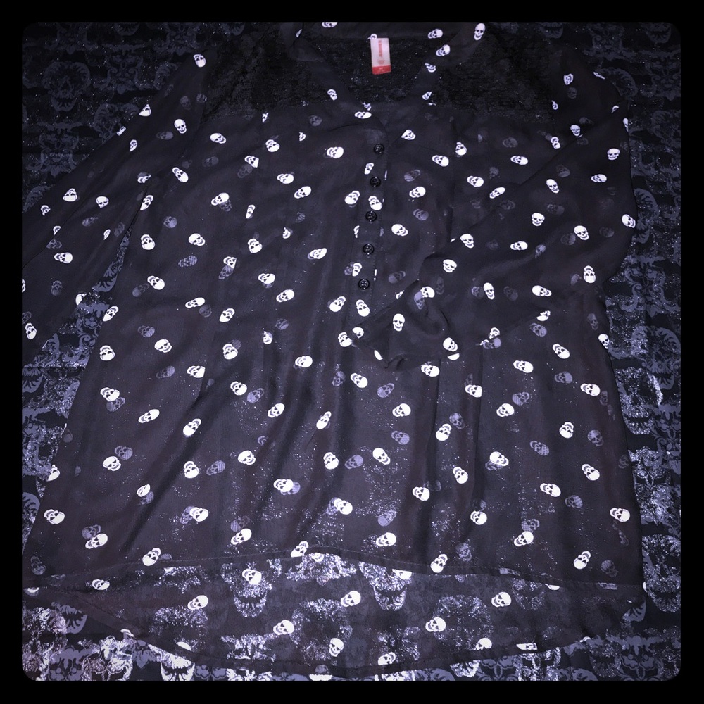 💀🖤AMAZING SCULL PRINT SHEER BLOUSE🖤💀