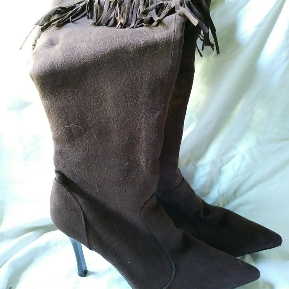 Heels - Picture 1 of 4