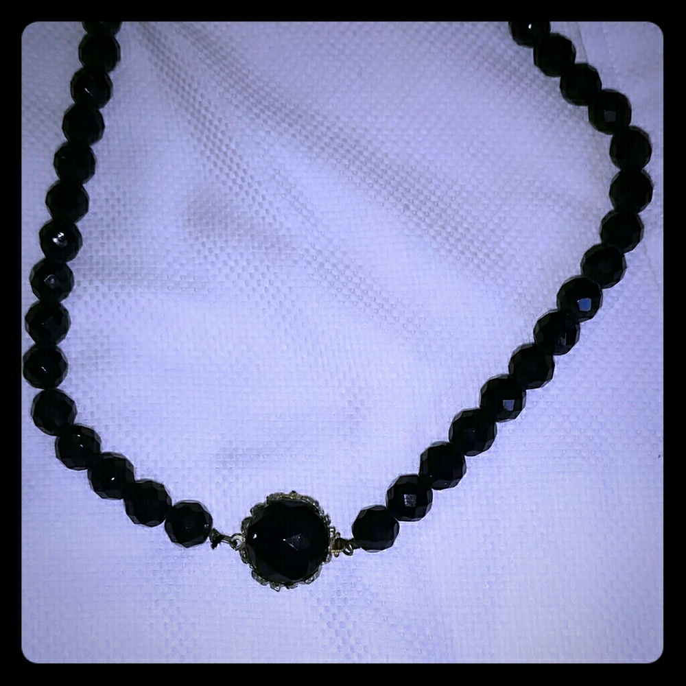 Vintage black faceted bead necklace