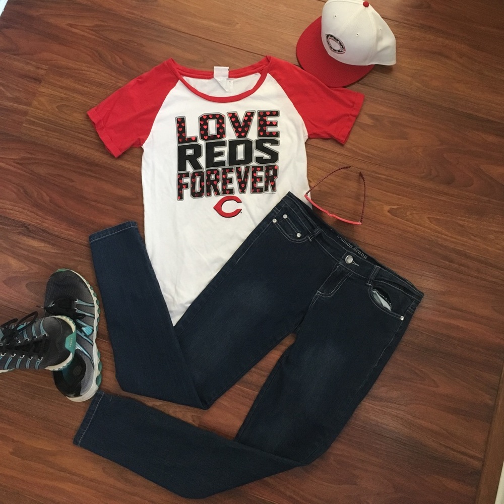 Blingy Sumba jeans in size 5/6. *Bundle and save!*