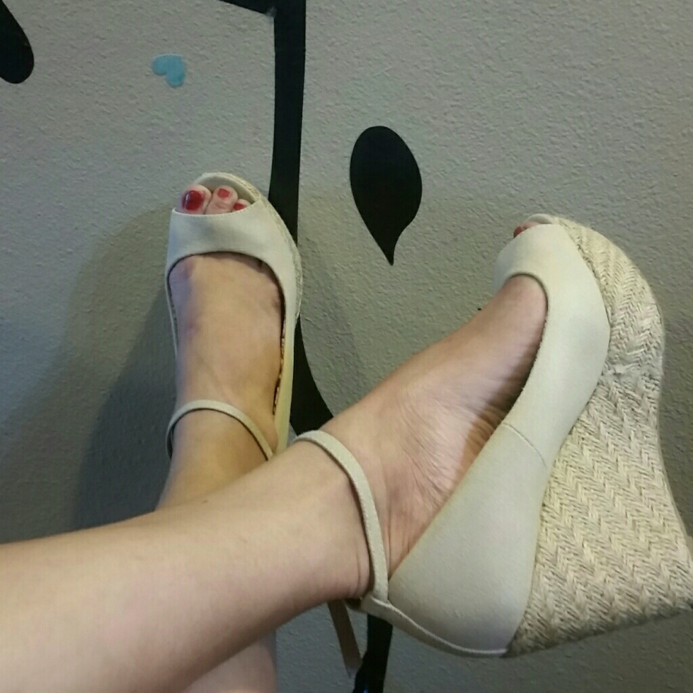 Report -  RICKI 8.5 Wedges - Picture 4 of 6