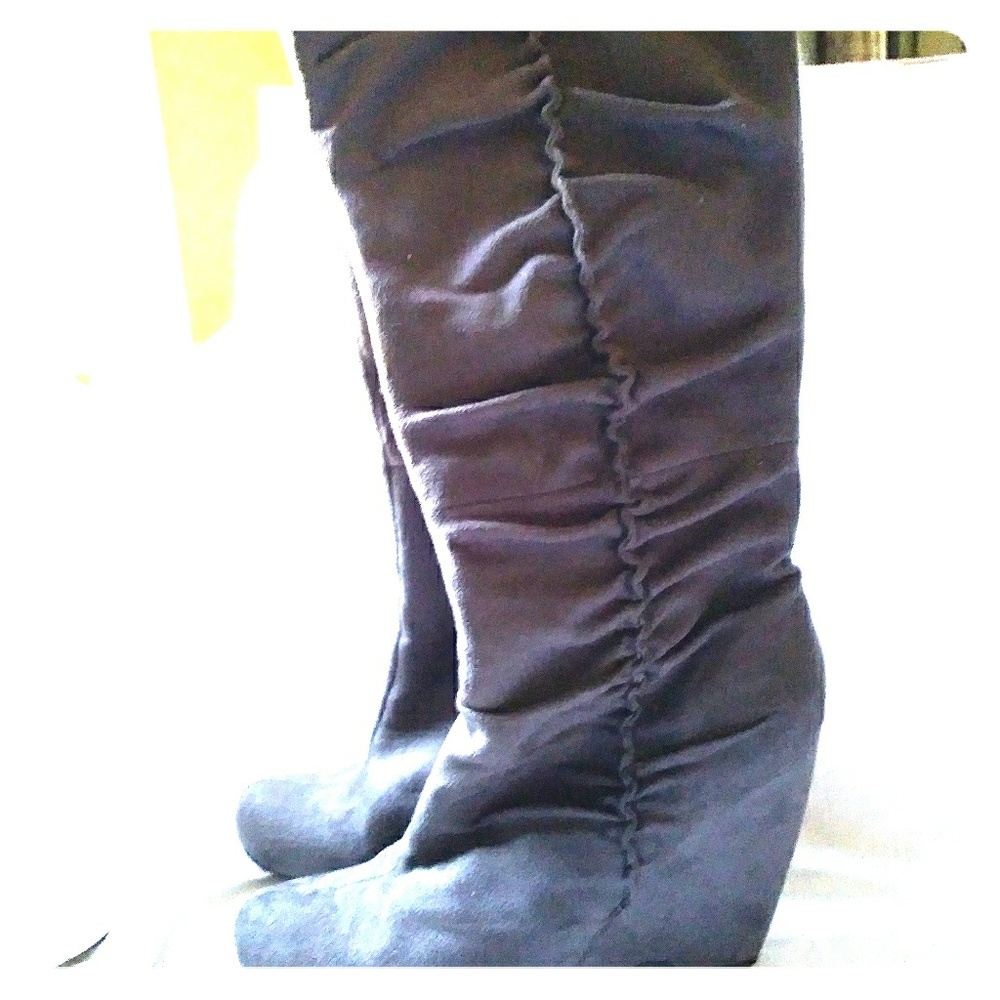 Wedge boots