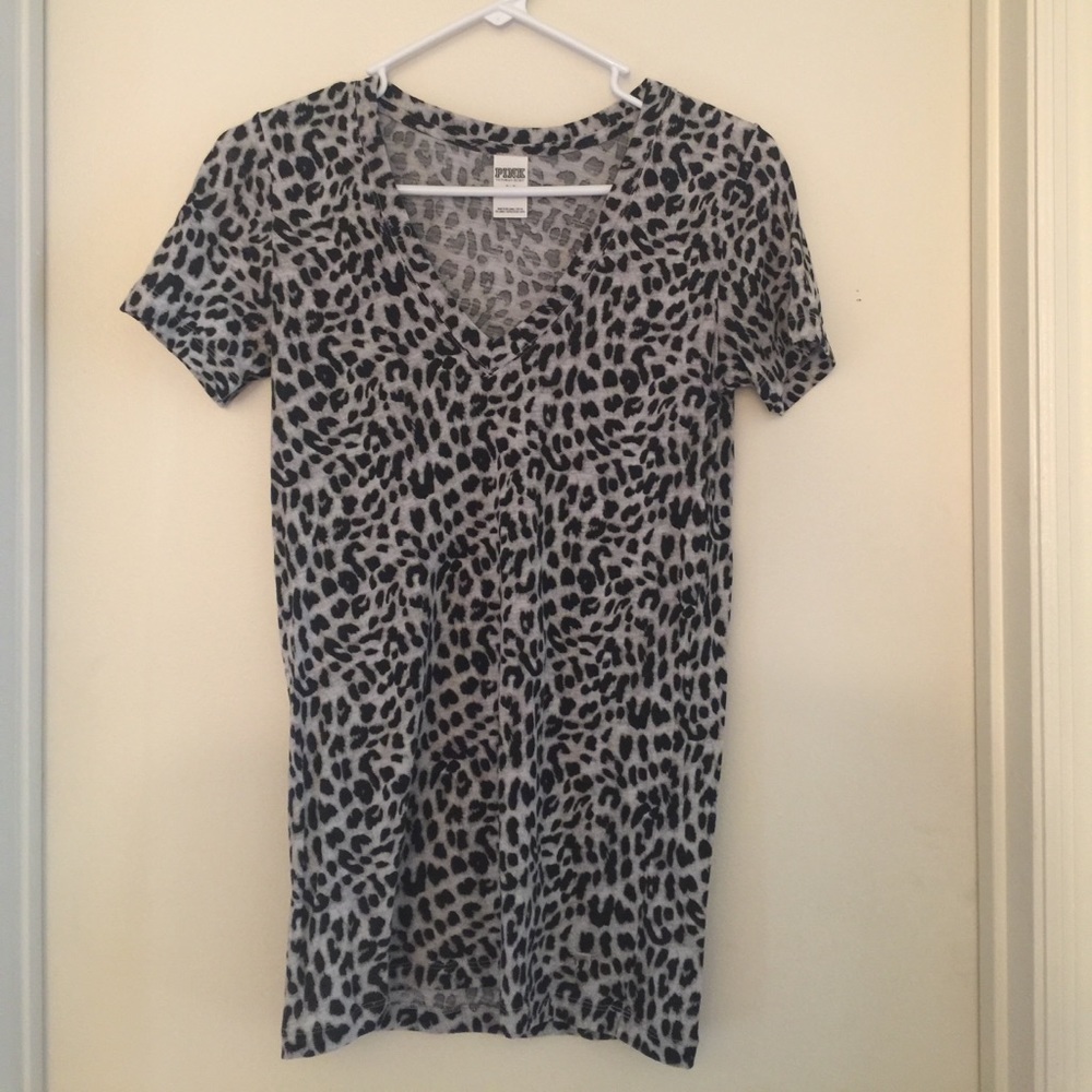 Gray and black cheetah shirt from VSPINK