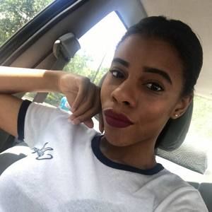 Meet your Posher, Kari