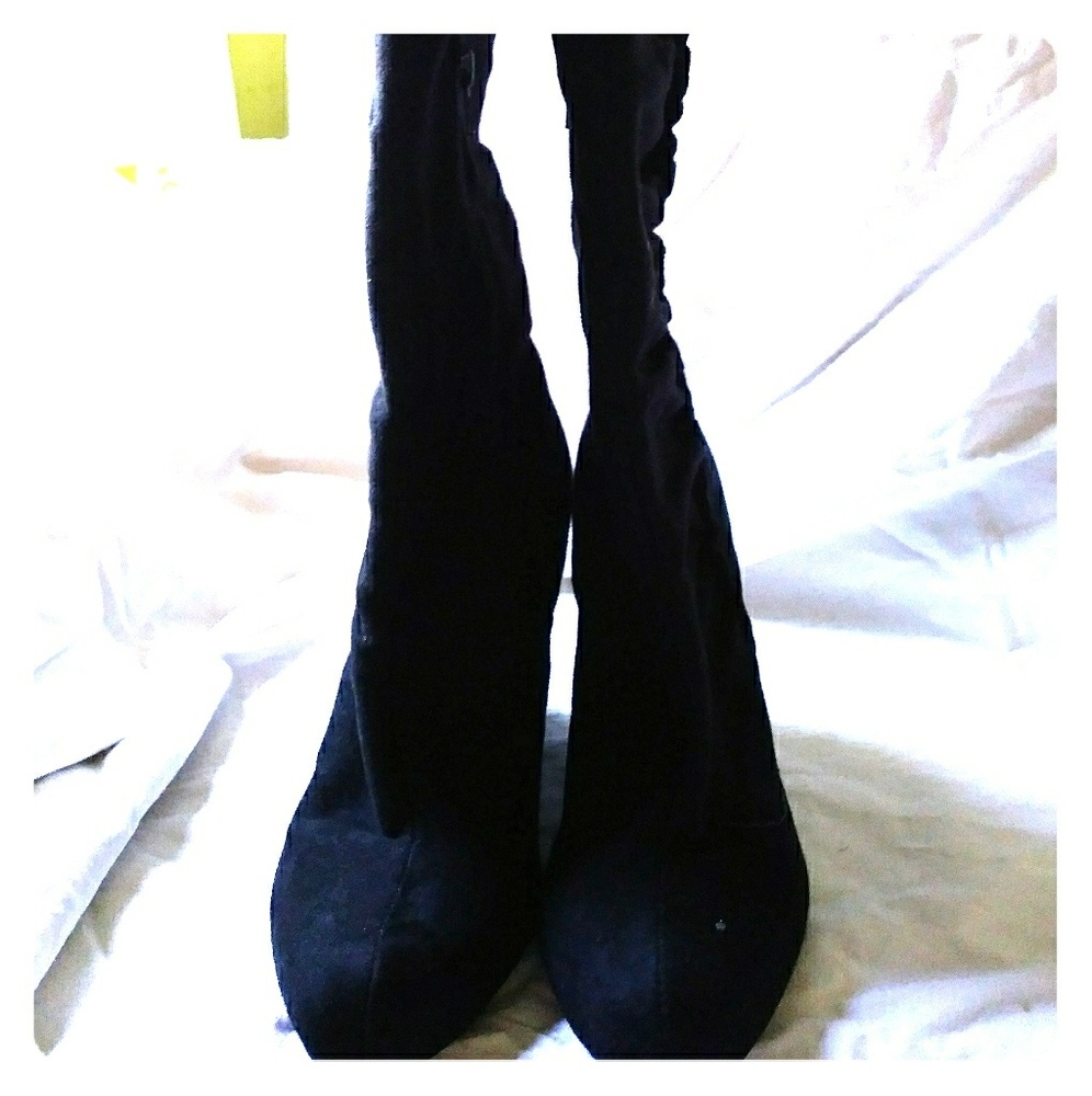 Wedge boots