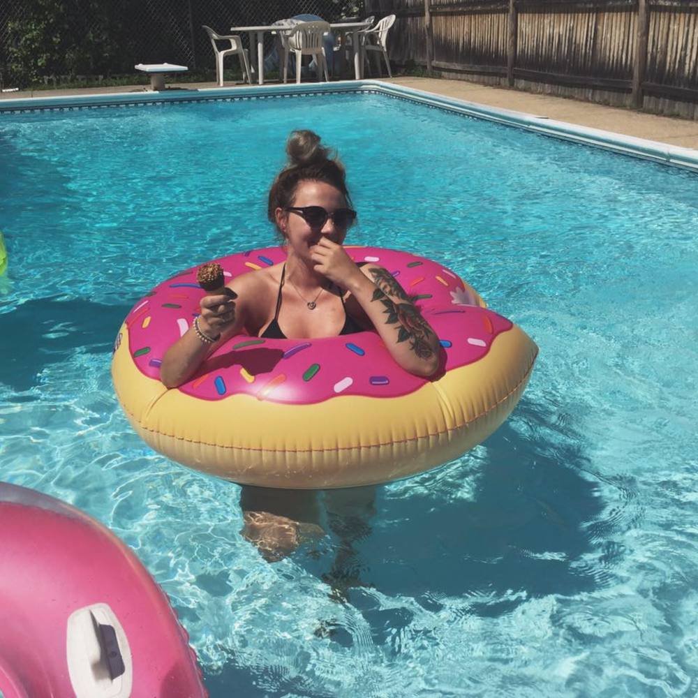 Meet your Posher, Kayla