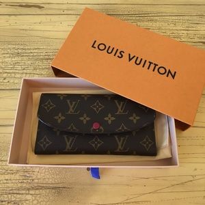 Louis Vuitton Monogram Canvas Emilie Wallet