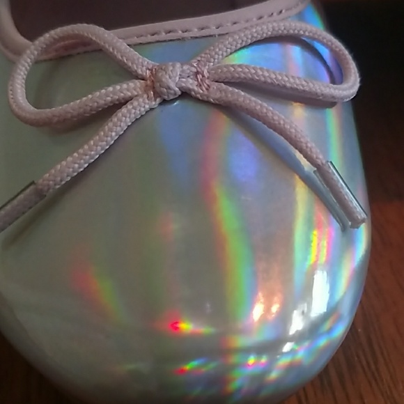 Size 12 NWT girls shoes - Picture 2 of 4