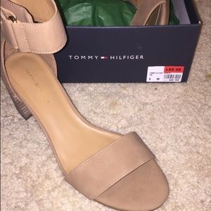 BRAND NEW Tommy Hilfiger wedges