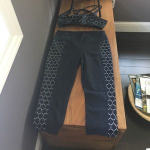 Athleta capri/sports bra in navy and white eyelet