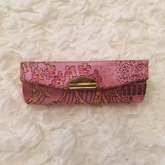 Other - ❤️Vintage Lipstick Holder w Mirror