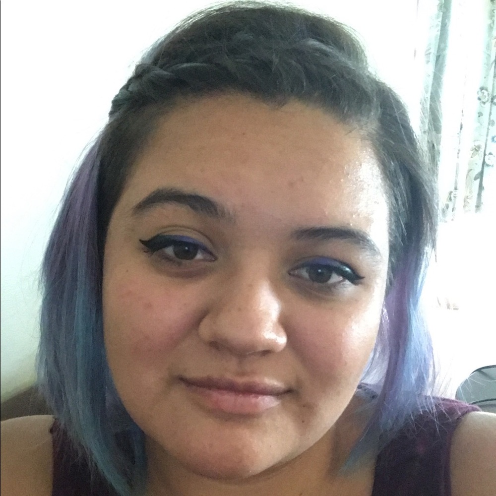 Meet your Posher, Ivy