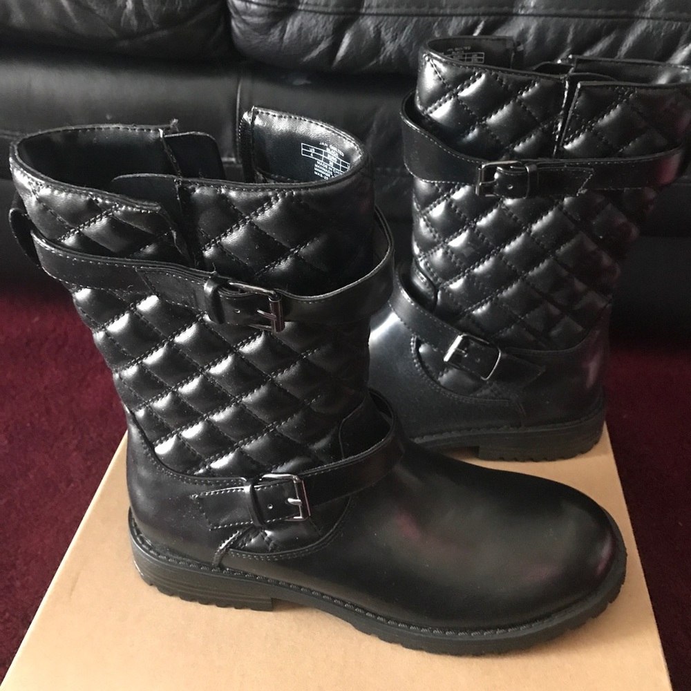 Cole Haan Black Boot