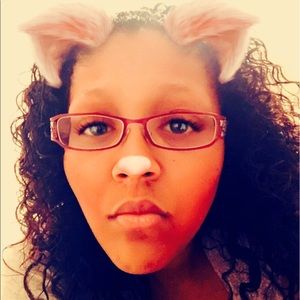 Meet your Posher, Sarah-marie