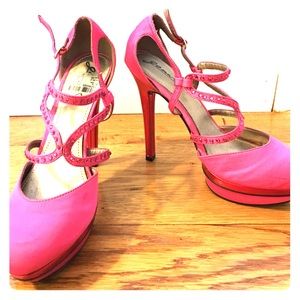 Pink stilettos.