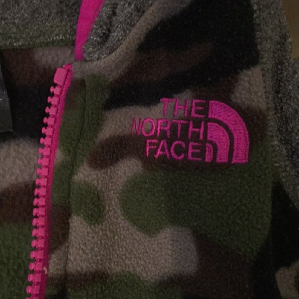 Girls 4t Northface jacket