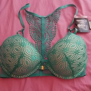 NWT Racer back push up bra