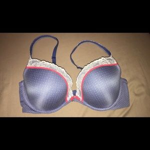 Almost New Victoria's Secret Push Up Bra
