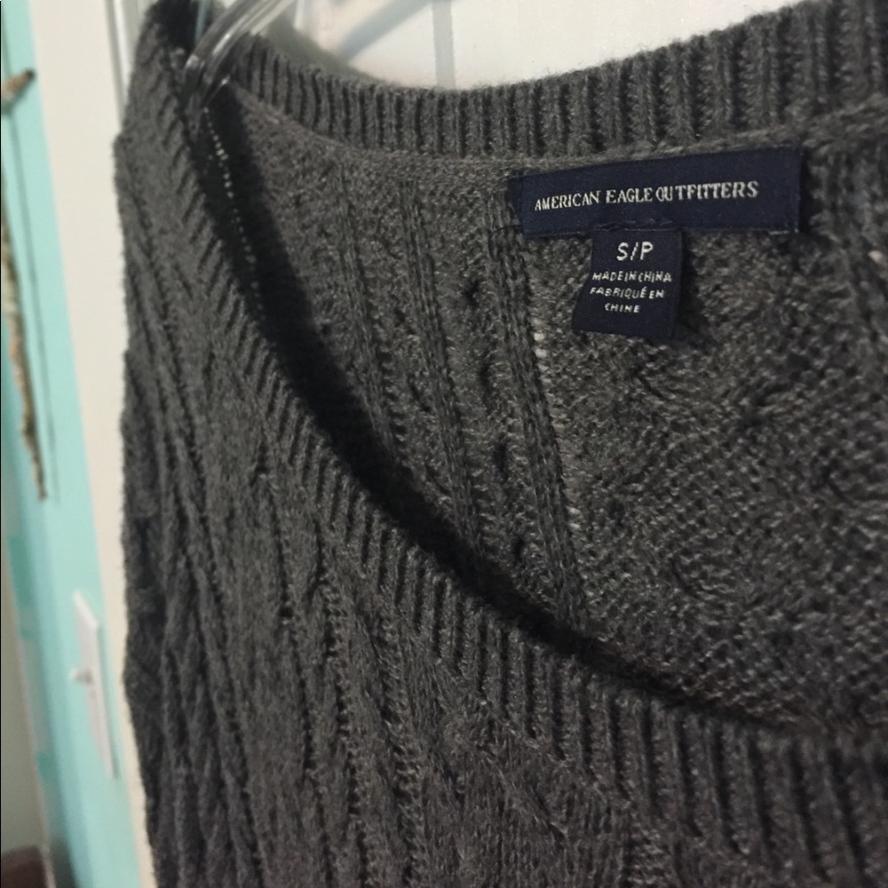 American Eagle Grey Sweater