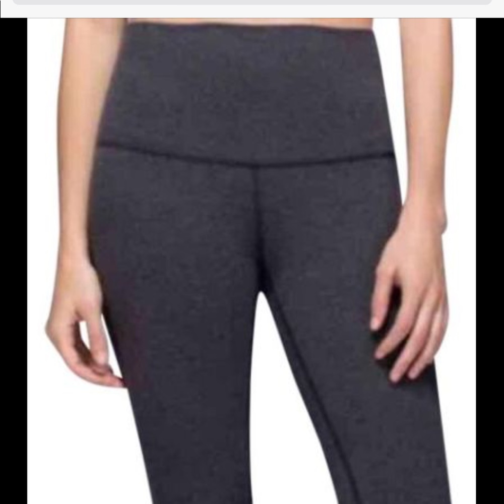 Lulu Lemon Wunder Under crop high rise!