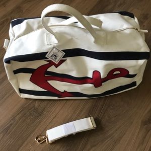 Weekender/summer tote. Brand new, never used!