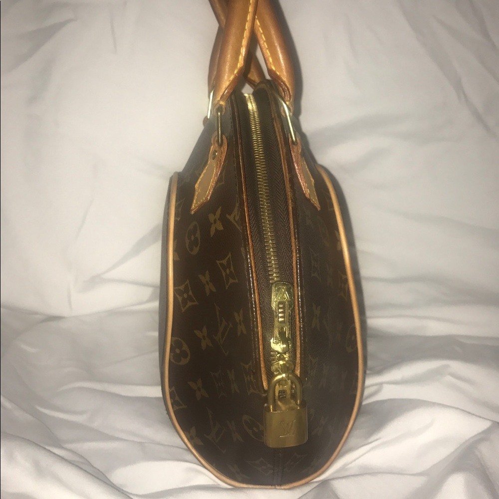 Louis Vuitton bag