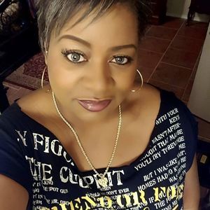 Meet your Posher, Myrna