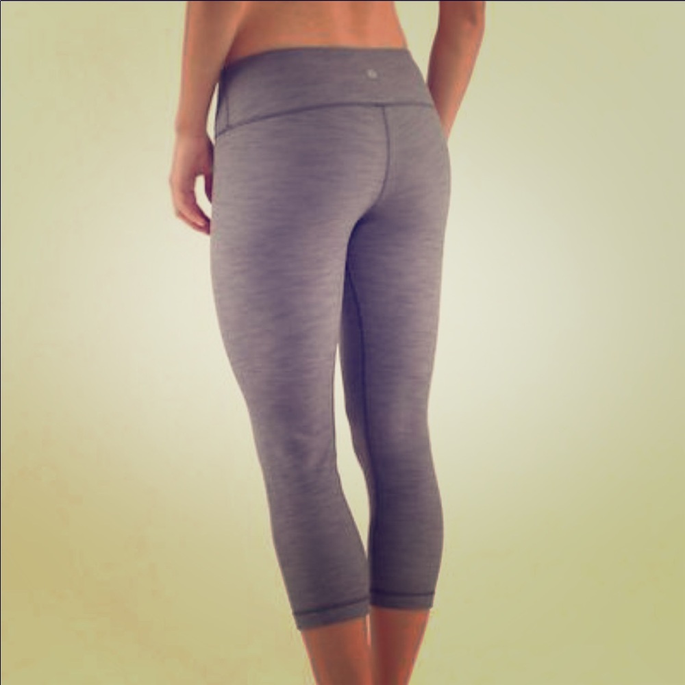 Lulu Lemon Wunder Under crop pant!
