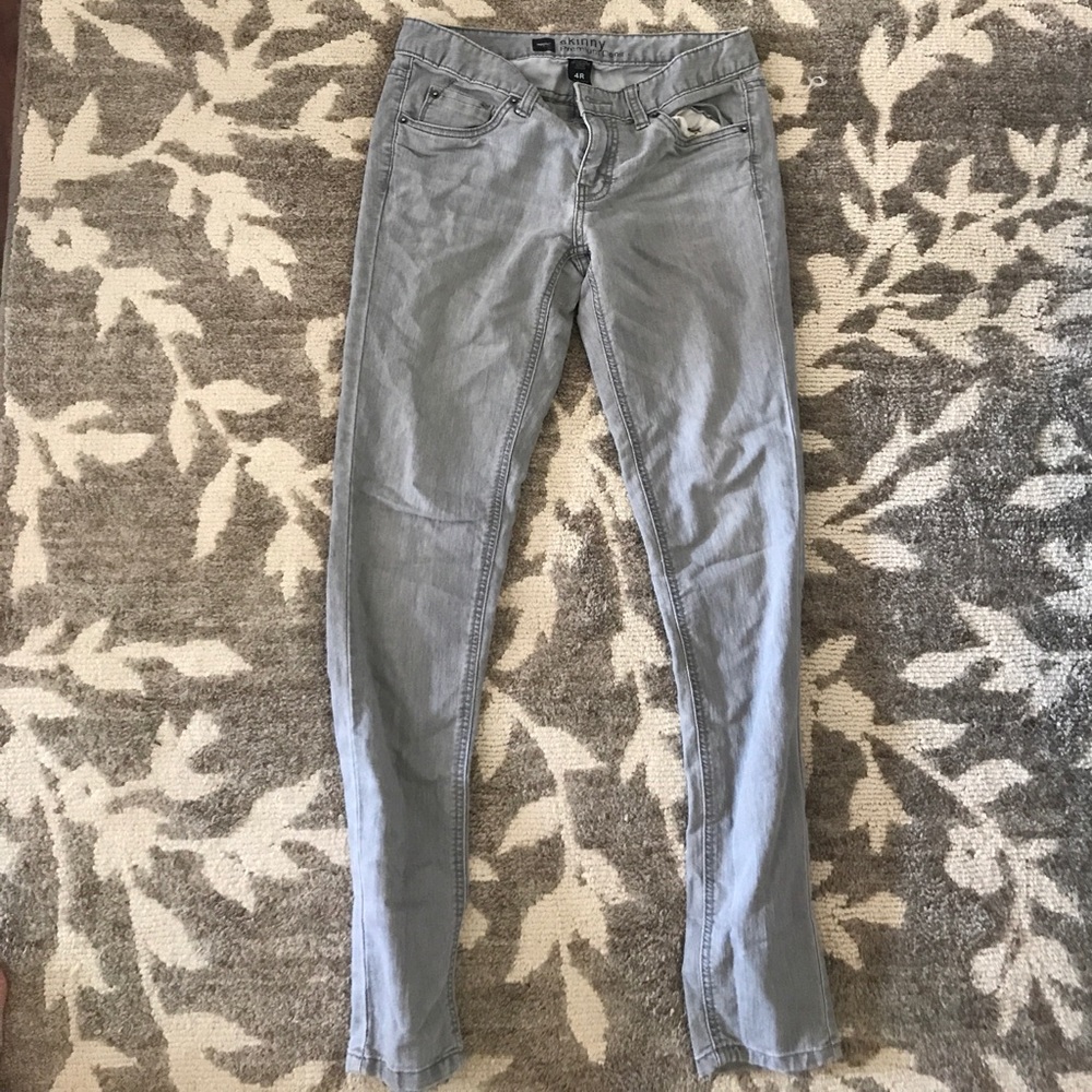 Grey target skinny jean