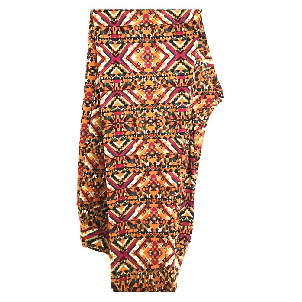 LulaRoe Tall and Curvy Tribal print leggings